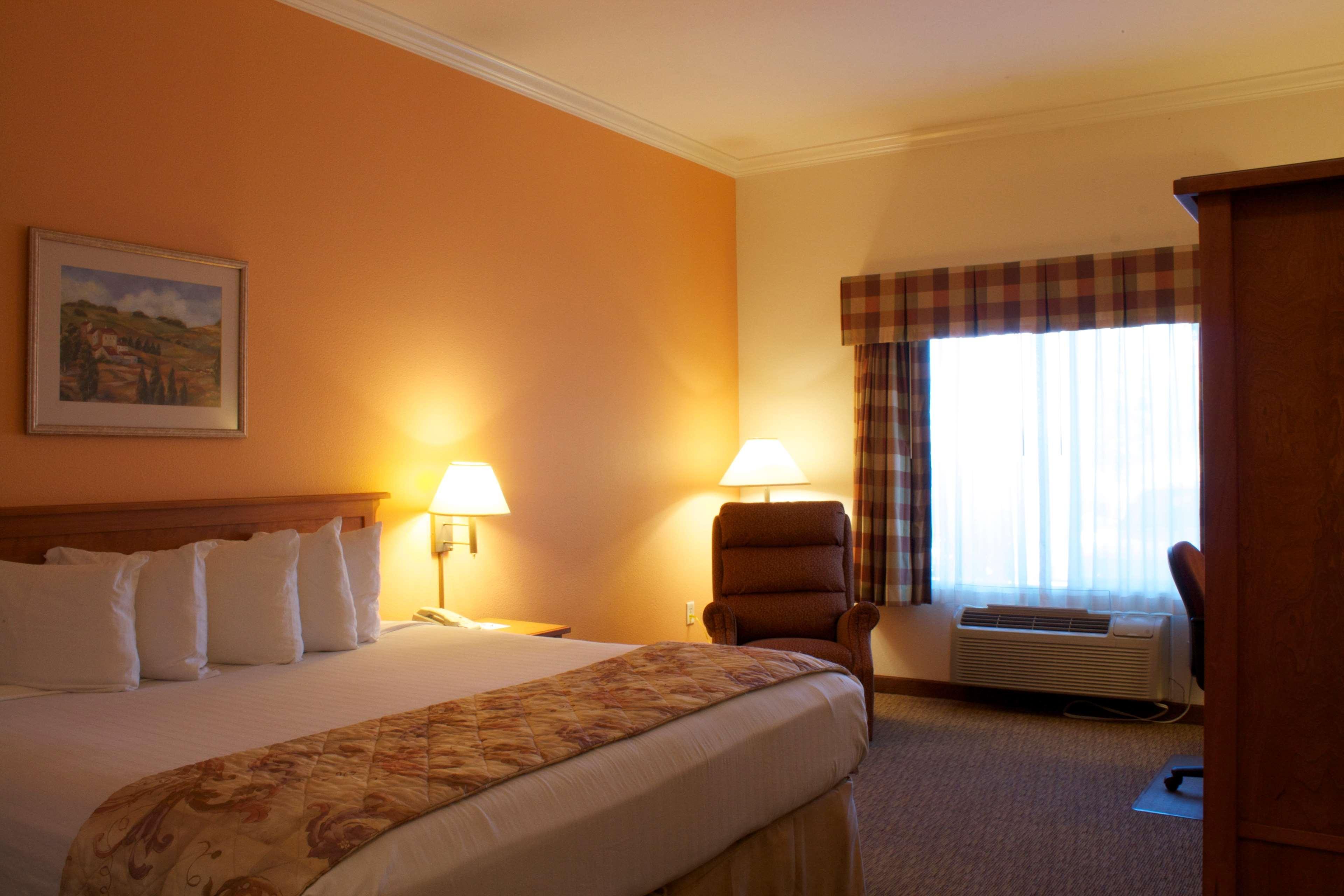 Best Western Plus Grapevine Inn Sunnyside Ngoại thất bức ảnh