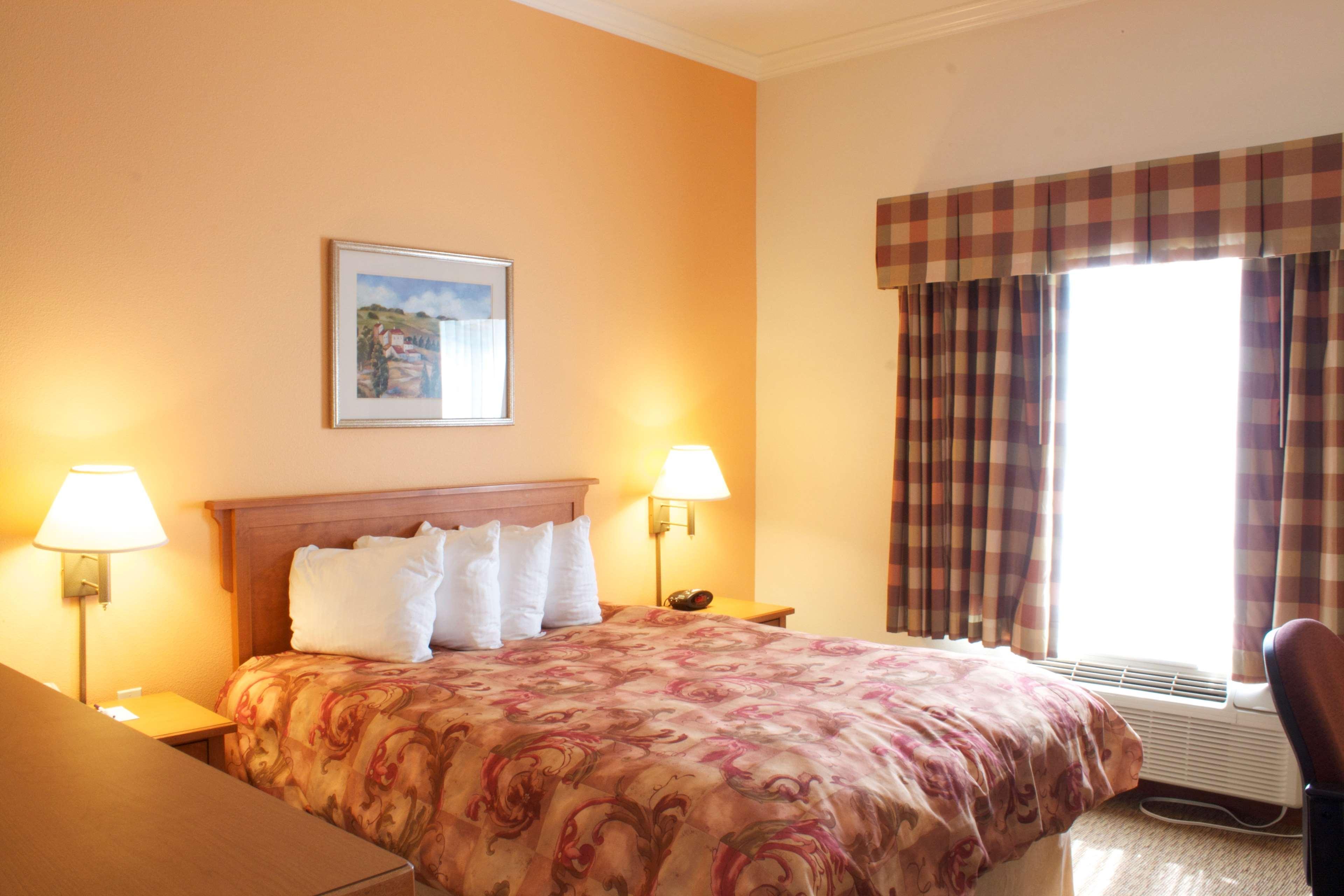 Best Western Plus Grapevine Inn Sunnyside Ngoại thất bức ảnh